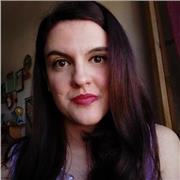 Diplomata al liceo linguistico e studentessa di mediazione linguistica, sono disponibile come aiuto compiti per bambini/e e ragazzini/e